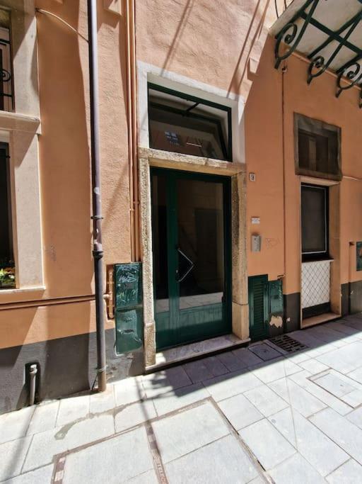 Silver Sands Finale Ligure - Traditional Apartment - 4 Beds & Terrace By The Beach Exterior foto