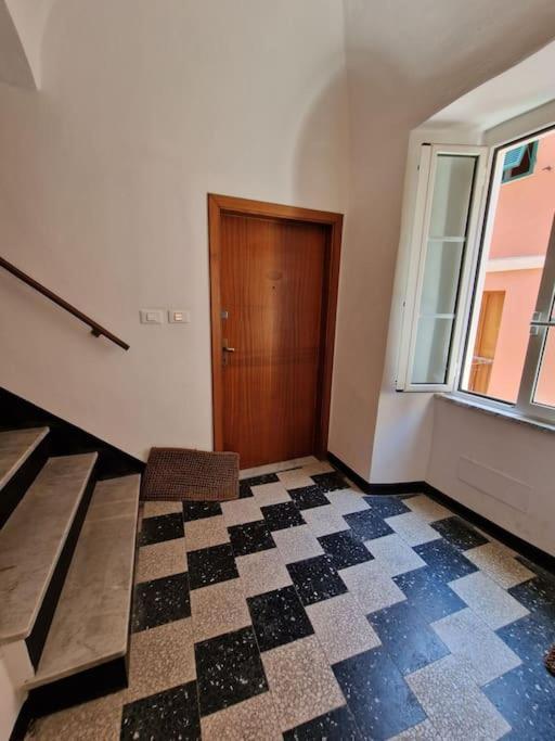 Silver Sands Finale Ligure - Traditional Apartment - 4 Beds & Terrace By The Beach Exterior foto