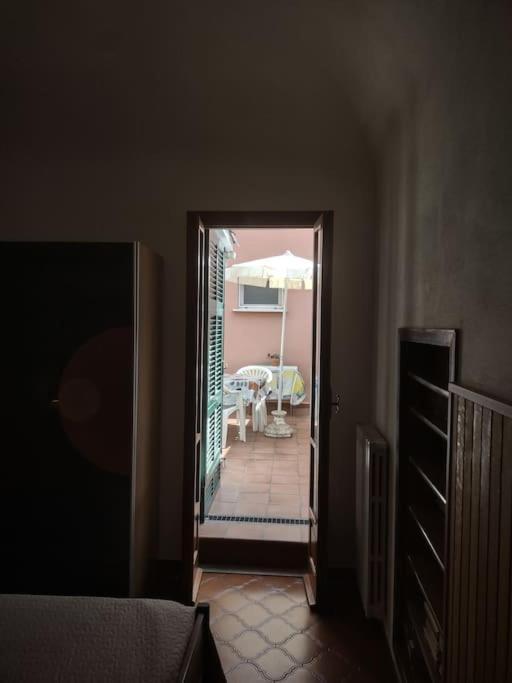 Silver Sands Finale Ligure - Traditional Apartment - 4 Beds & Terrace By The Beach Exterior foto